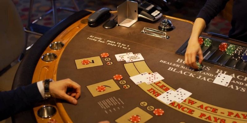 Bật mí chiến lược chơi Baccarat trực tuyến bất bại